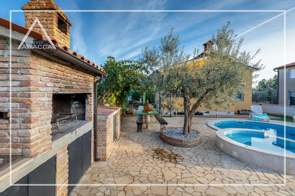 Holiday home Abacca House Fondole Croatia Villa Galizana